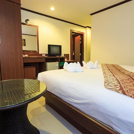 Sharaya Residence Patong Exteriör bild