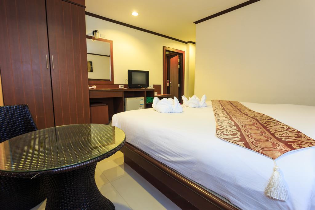 Sharaya Residence Patong Exteriör bild