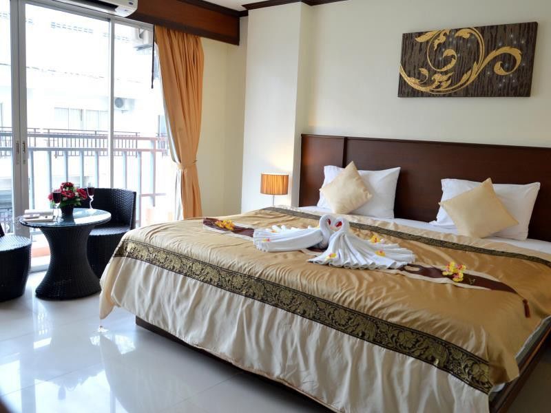 Sharaya Residence Patong Exteriör bild